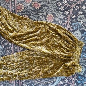 Anthropologie - Green Velvet Genie pants